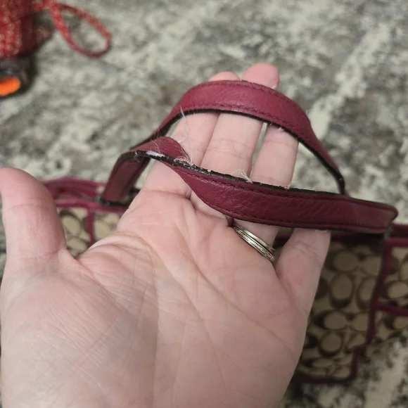 Coach Signature Jacquard Satchel Shoulder Bag Purse Handbag Tote Red VINTAGE - Picture 3 of 5